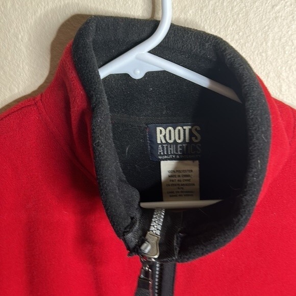 Virgin Mobile Vest - Roots Athletics Tag - Size Small - Red Vest - Picture 5 of 10